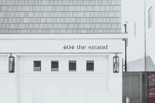 404 the strand